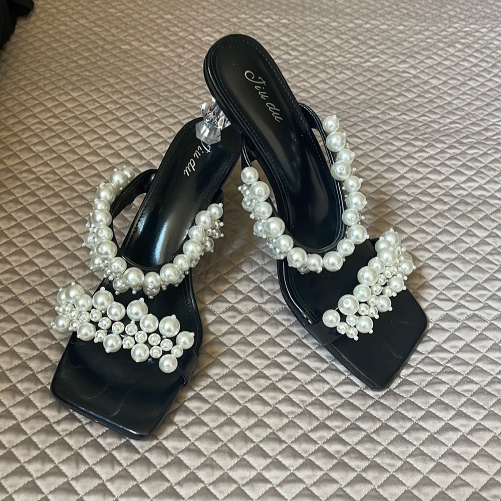 Jiu du Women’s square heels